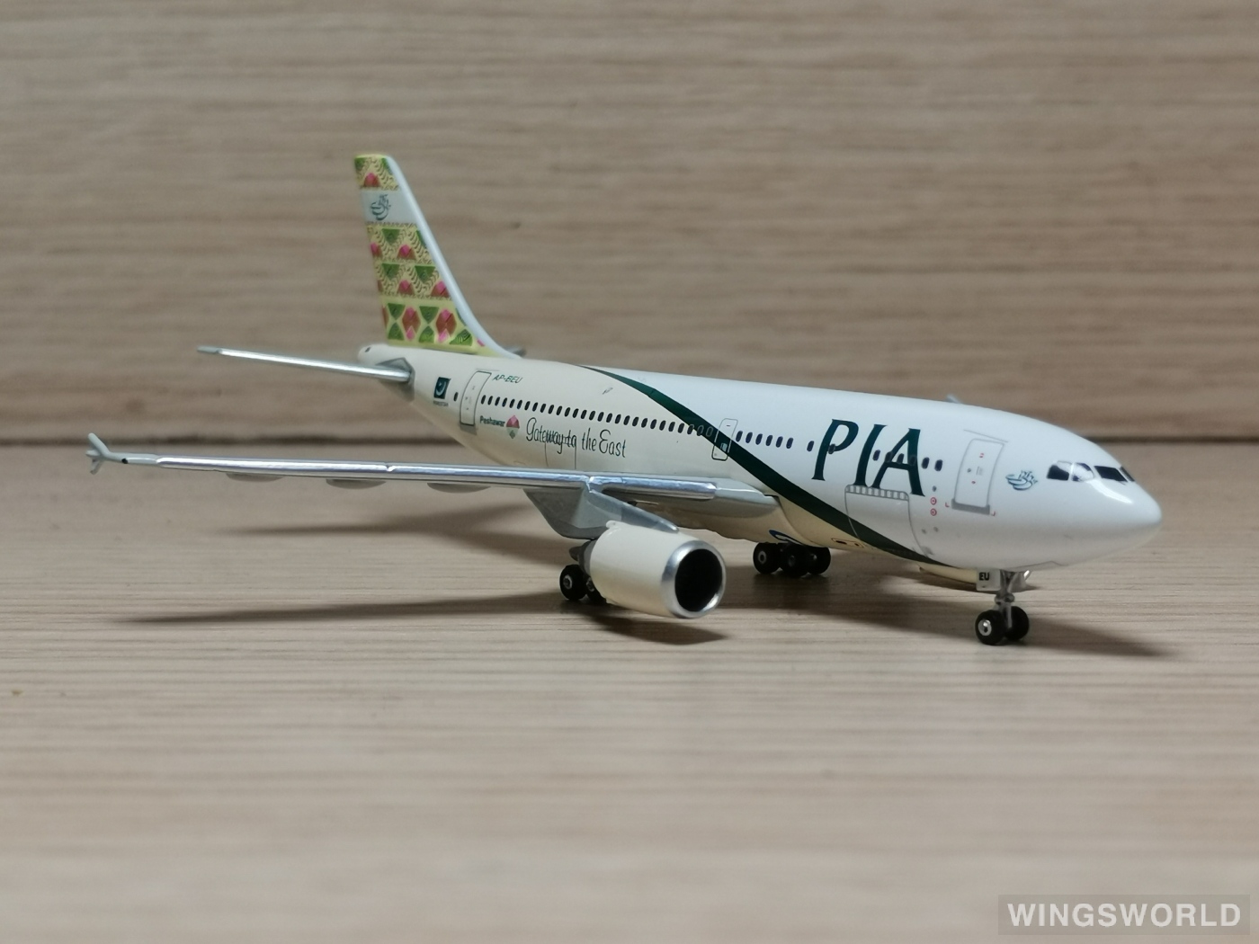 Geminijets 1:400 GJPIA643 PIA 巴基斯坦航空 Airbus A310-300 AP-BEU