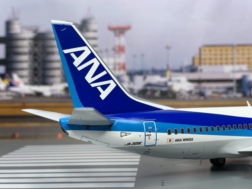 EW2735001 ANA 全日空Boeing 737-500 JA301K JC Wings 1:200 -飞机模型世界