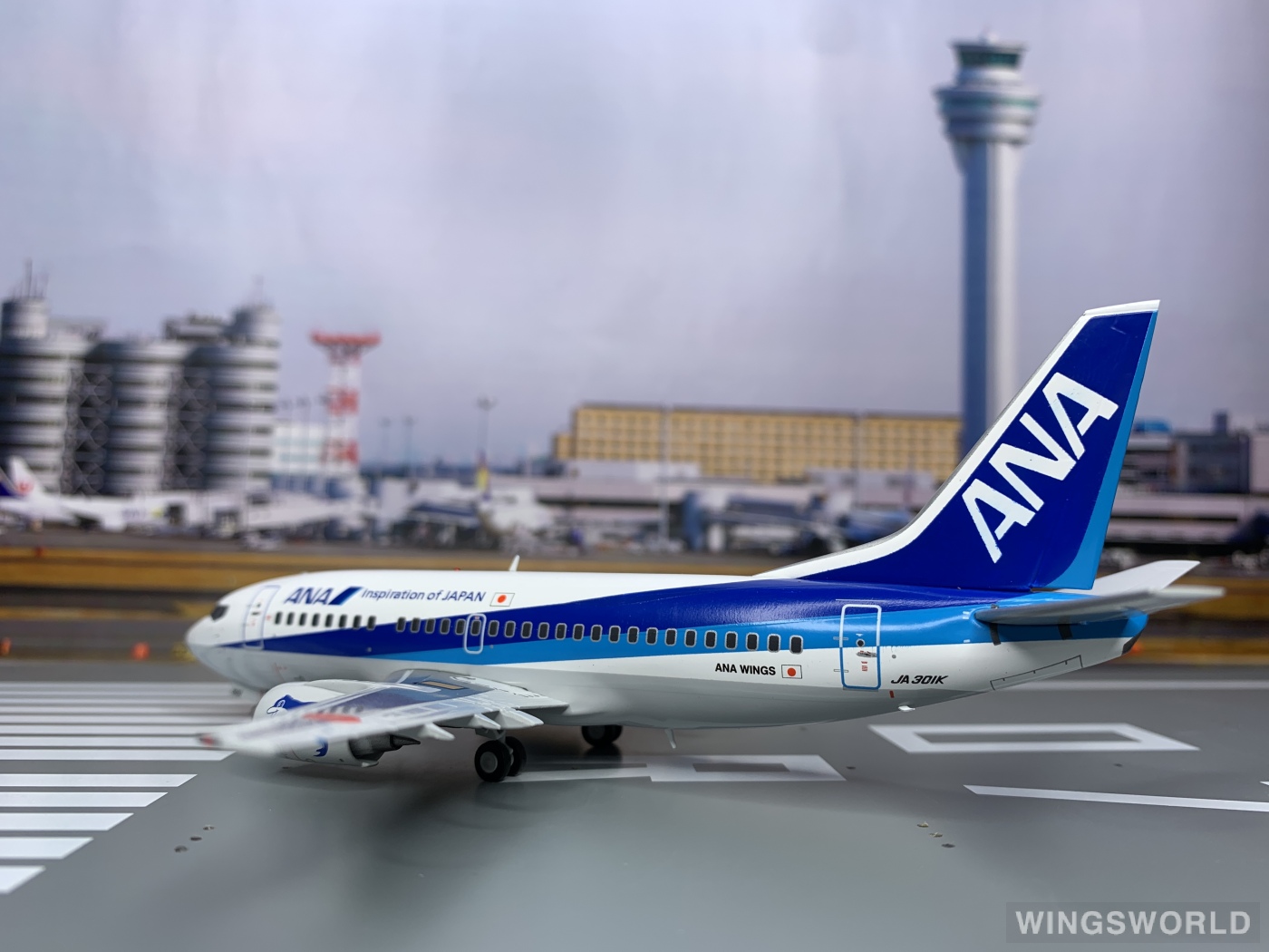 JC Wings 1:200 EW2735001 ANA 全日空 Boeing 737-500 JA301K