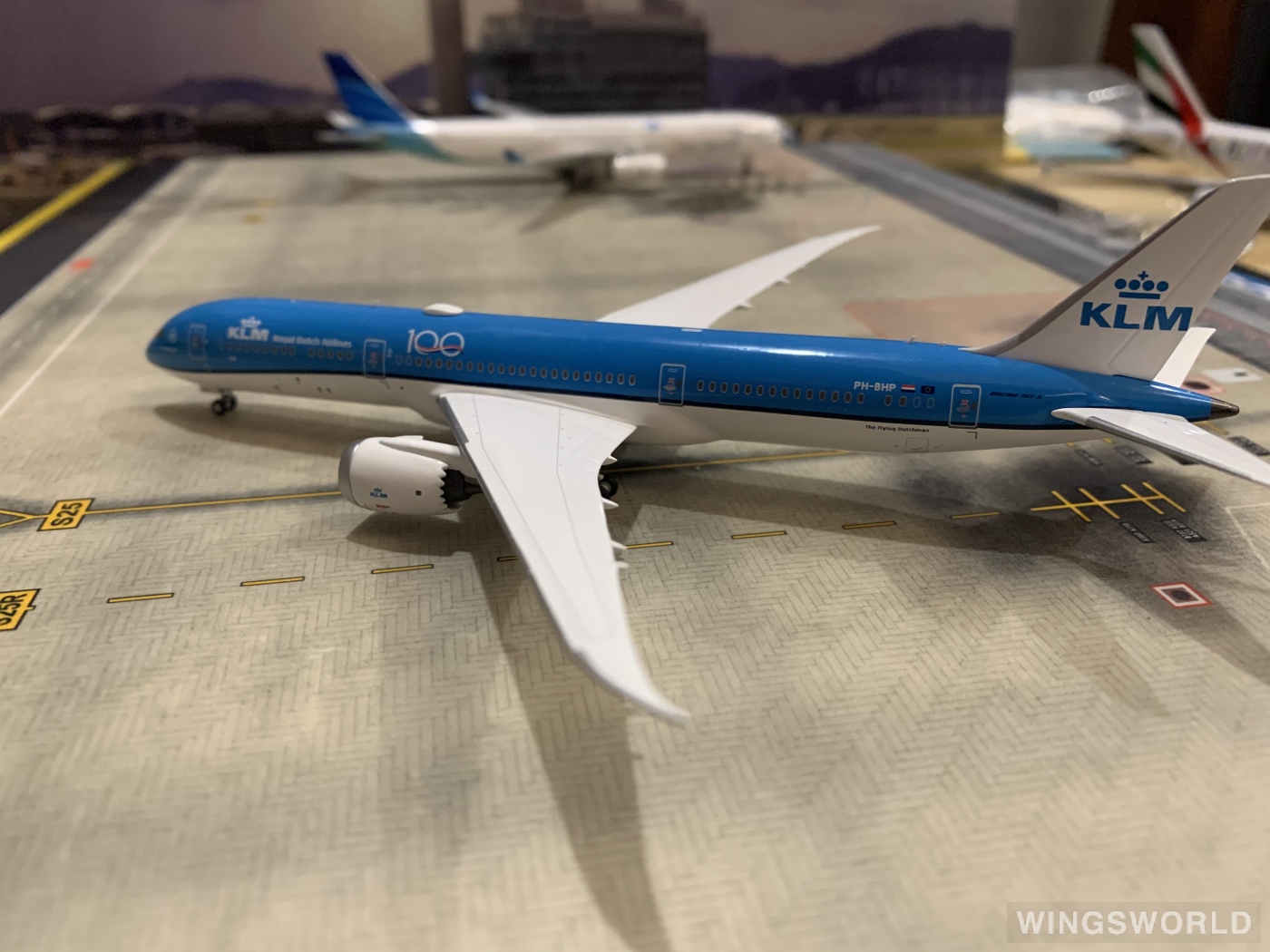 NGmodels 1:400 NG55033 KLM 荷兰皇家航空 Boeing 787-9 PH-BHP