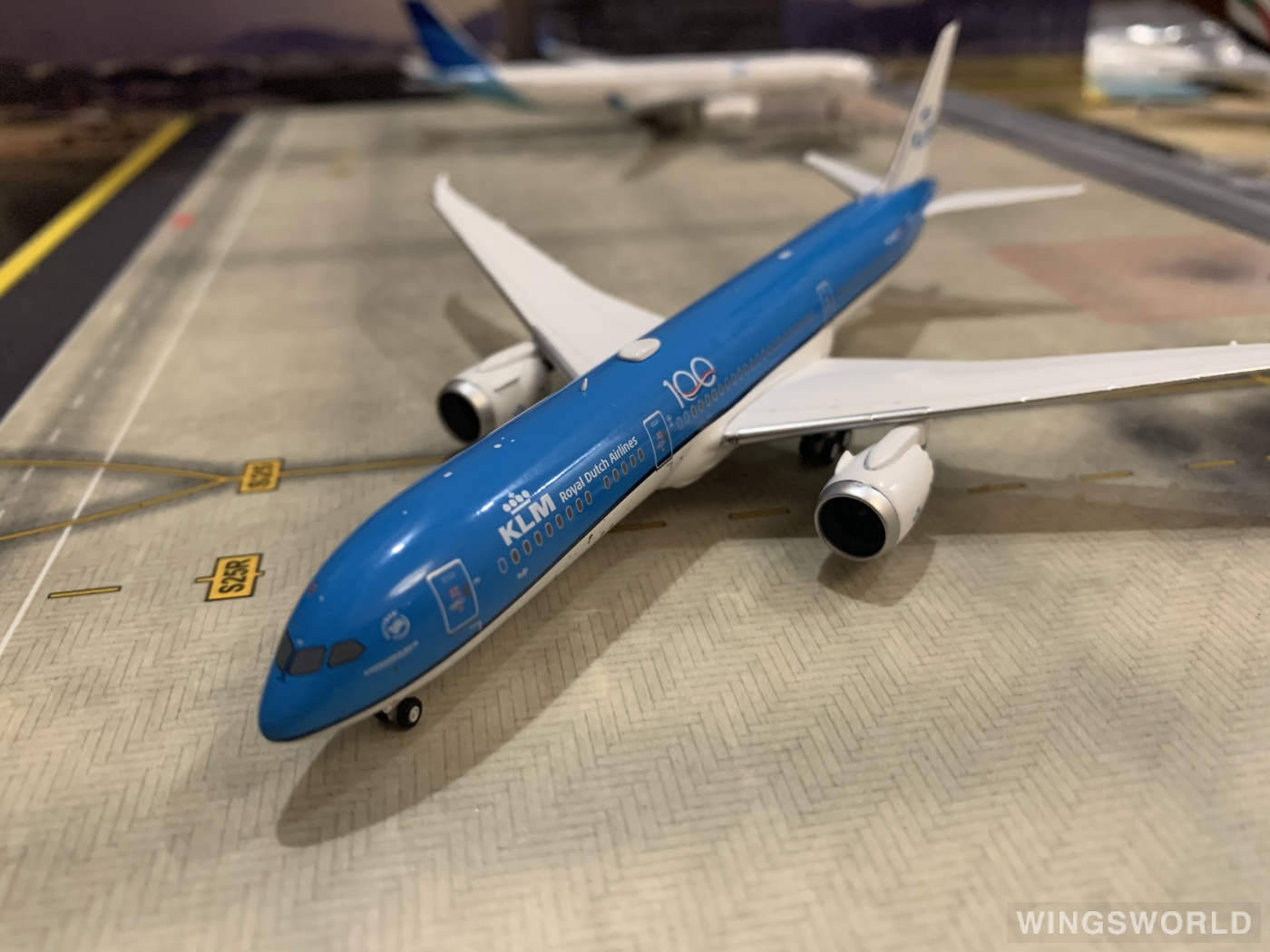 NGmodels 1:400 NG55033 KLM 荷兰皇家航空 Boeing 787-9 PH-BHP