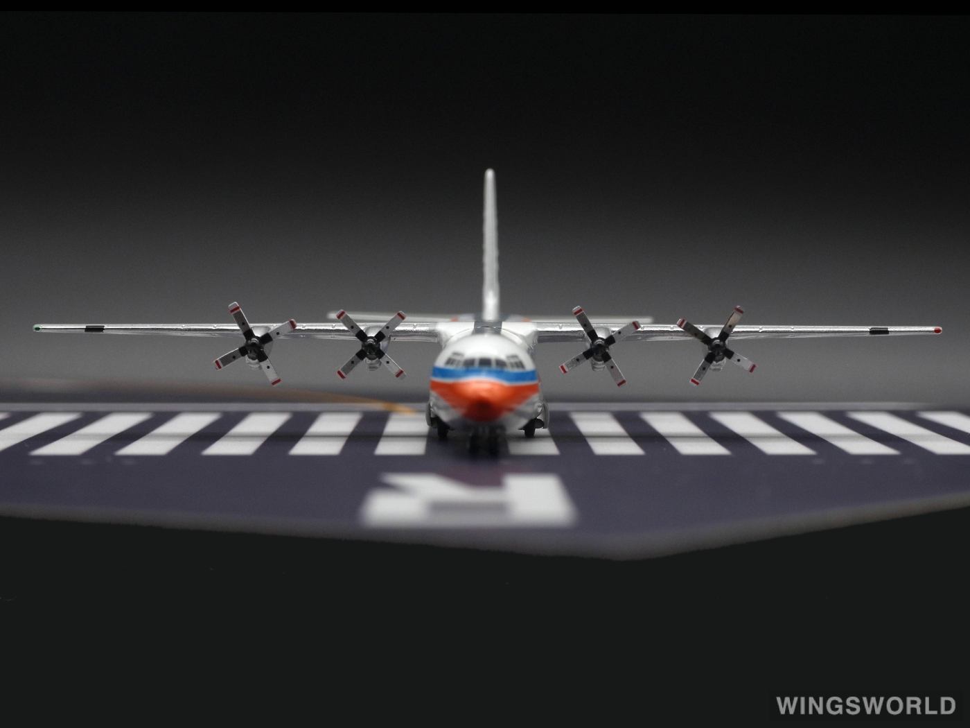 Geminijets 1:400 GJSFR1248 Safair Lockheed L-100 Hercules ZS-RSF