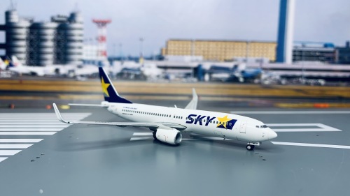 Skymark Airlines 天马航空 Boeing 737-800 JA737Y  BC4008 Geminijets 1:400
