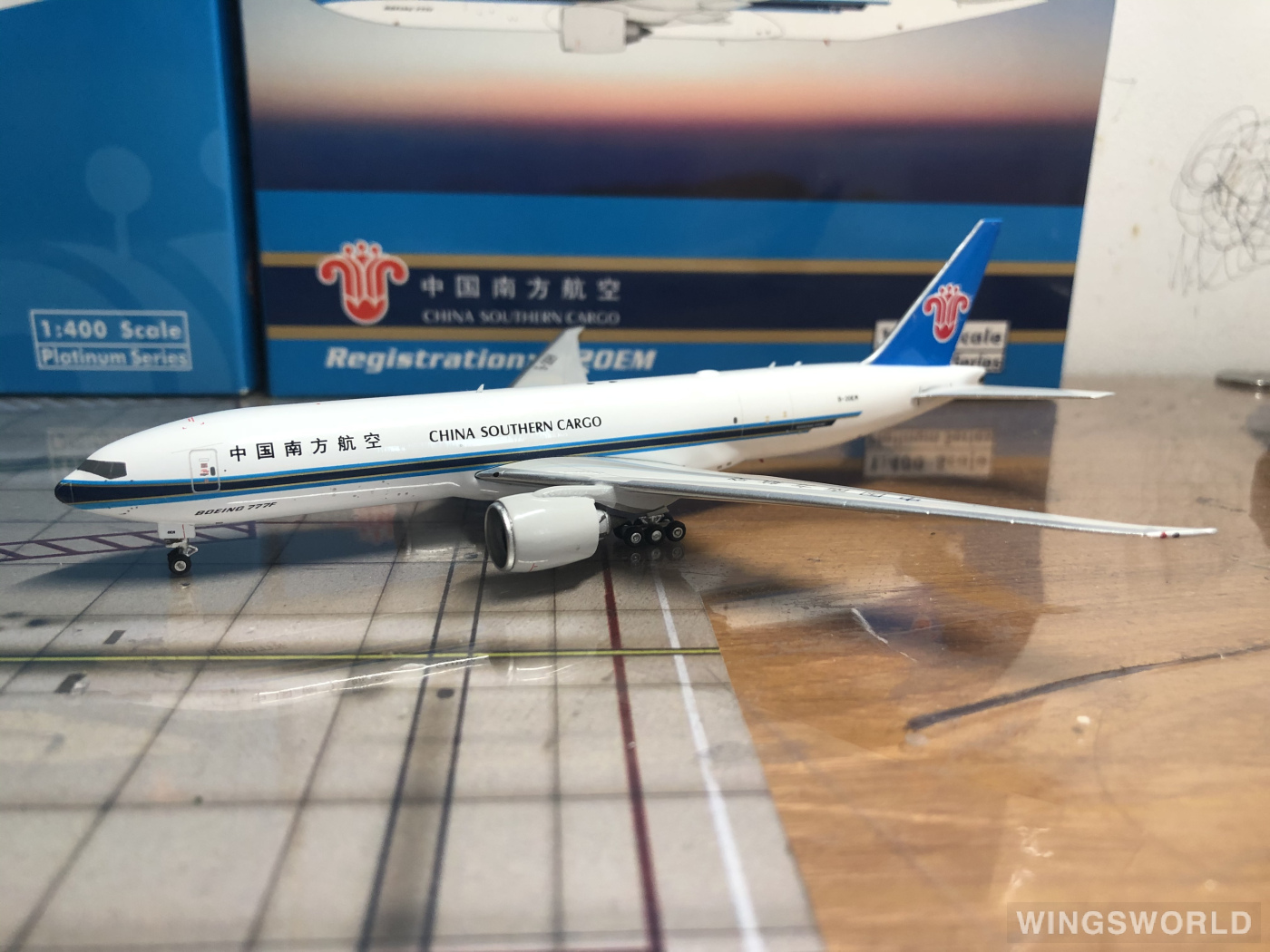 Phoenix 1:400 PH11636 China Southern 中国南方航空 Boeing 777F B-20EM