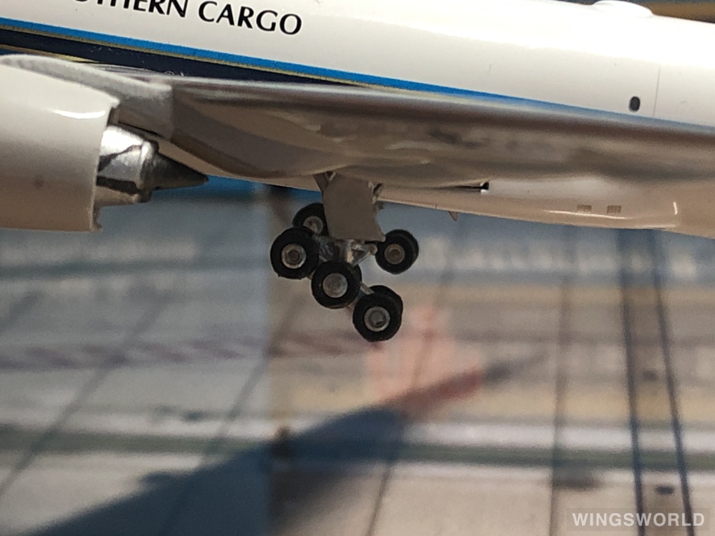 Phoenix 1:400 PH11636 China Southern 中国南方航空 Boeing 777F B-20EM