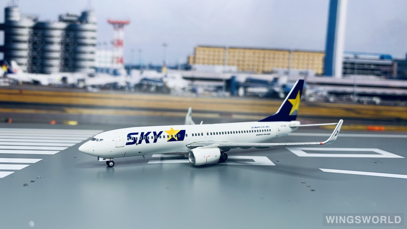 Geminijets 1:400 BC4010 Skymark Airlines 天马航空 Boeing 737-800 JA73NE