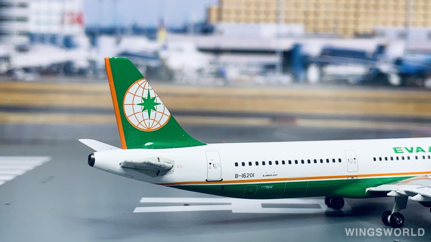 Phoenix 1:400 PH10702 EVA Air 长荣航空 Airbus A321 B-16201