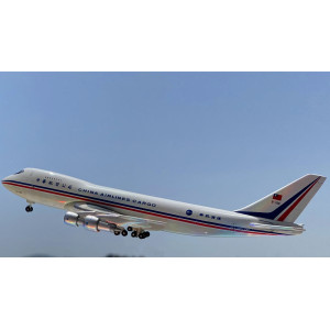 China Airlines 中华航空 Boeing 747-200 B-198 1980s colors. 