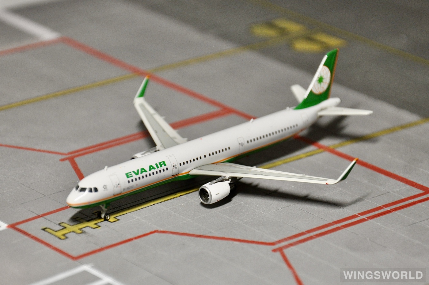 Phoenix 1:400 Airbus A321 EVA Air 长荣航空PH10902 B-16207 的