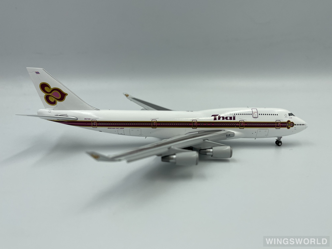 JC Wings 1:400 LH4173A Thai Airways 泰国国际航空 Boeing 747-400 HS-TGY