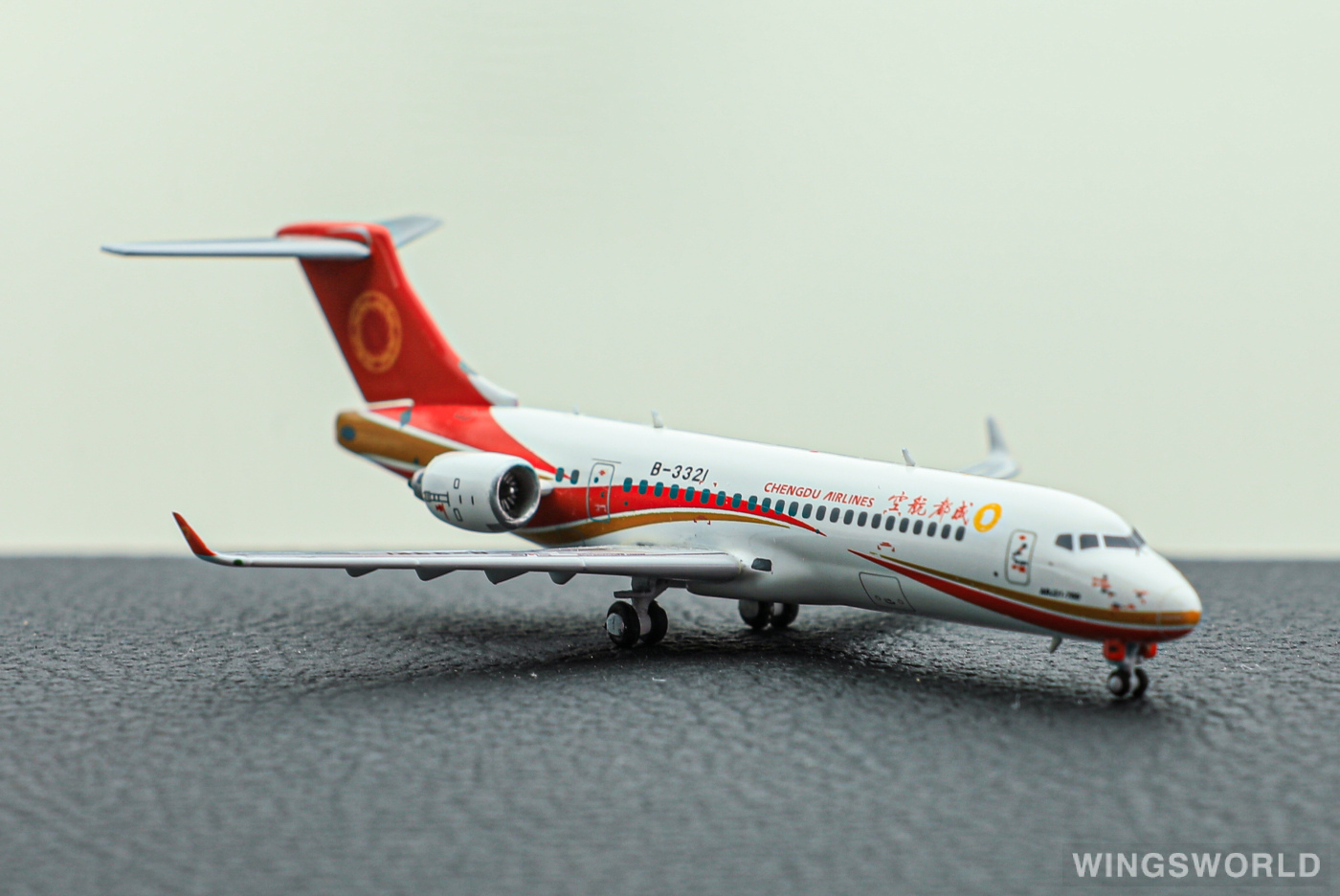 Pandamodel 1:400 PMB3321 Chengdu Airlines 成都航空 Comac ARJ21-700 B-3321