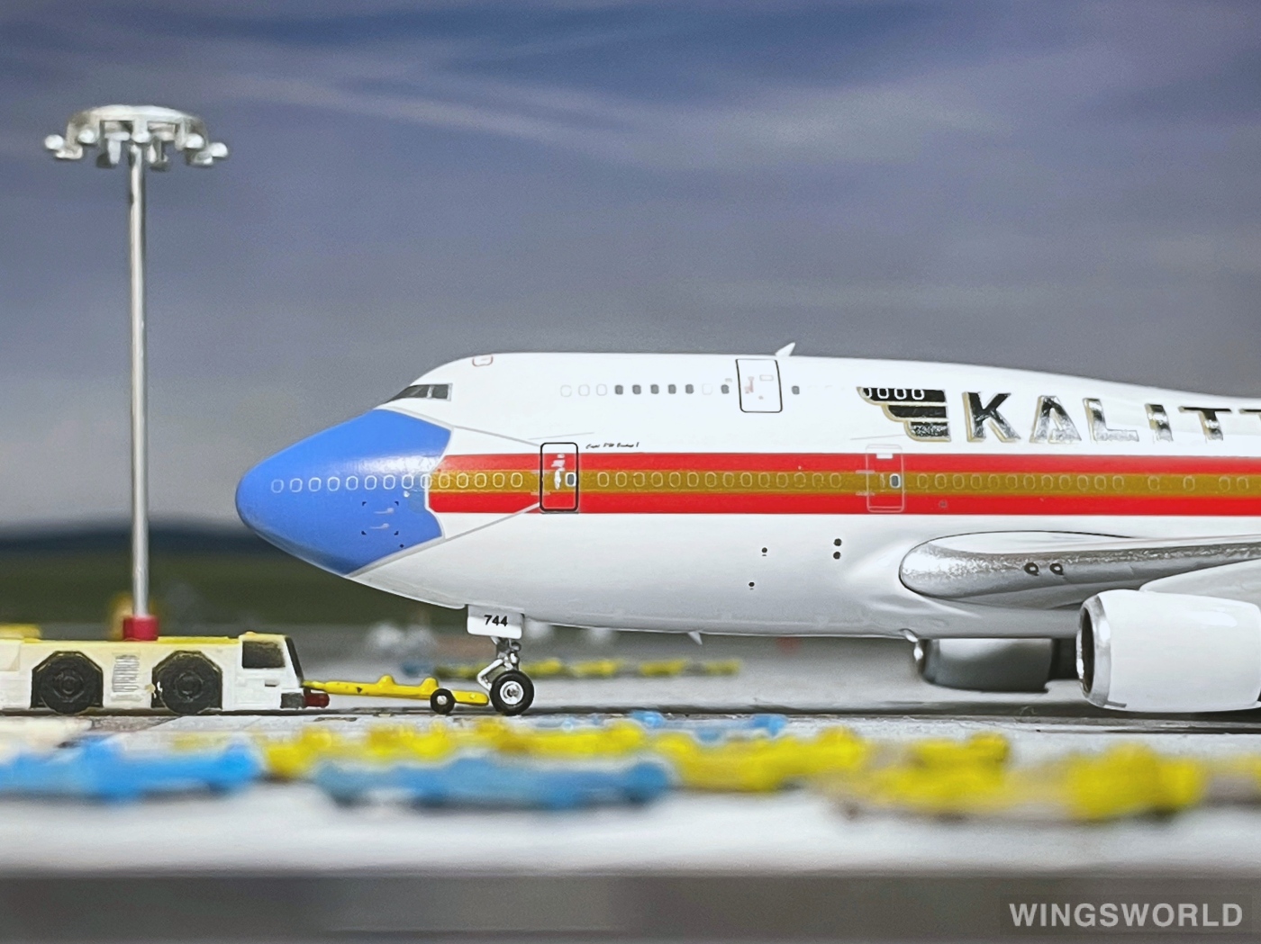 Phoenix 1:400 PH04381 Kalitta Air 卡利塔航空 Boeing 747-400 N744CK