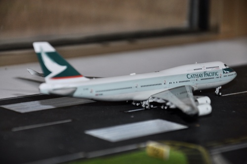 航空機・ヘリコプター CX Cathay Pacific Boeing 747-400 \"B-HUI\" Cathay Pacific Boeing 747-400 departs Auckland