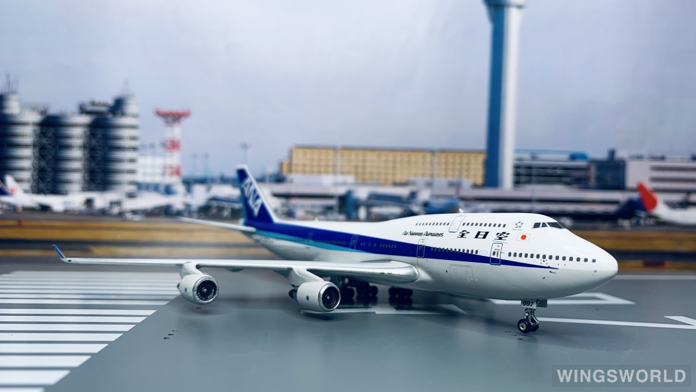 Phoenix 1:400 Boeing 747-400 ANA 全日空PH04372 JA8097 的照片作者