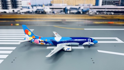 Phoenix 1:400 Boeing 737-400 ANA 全日空PHJA392K JA392K ANK Island