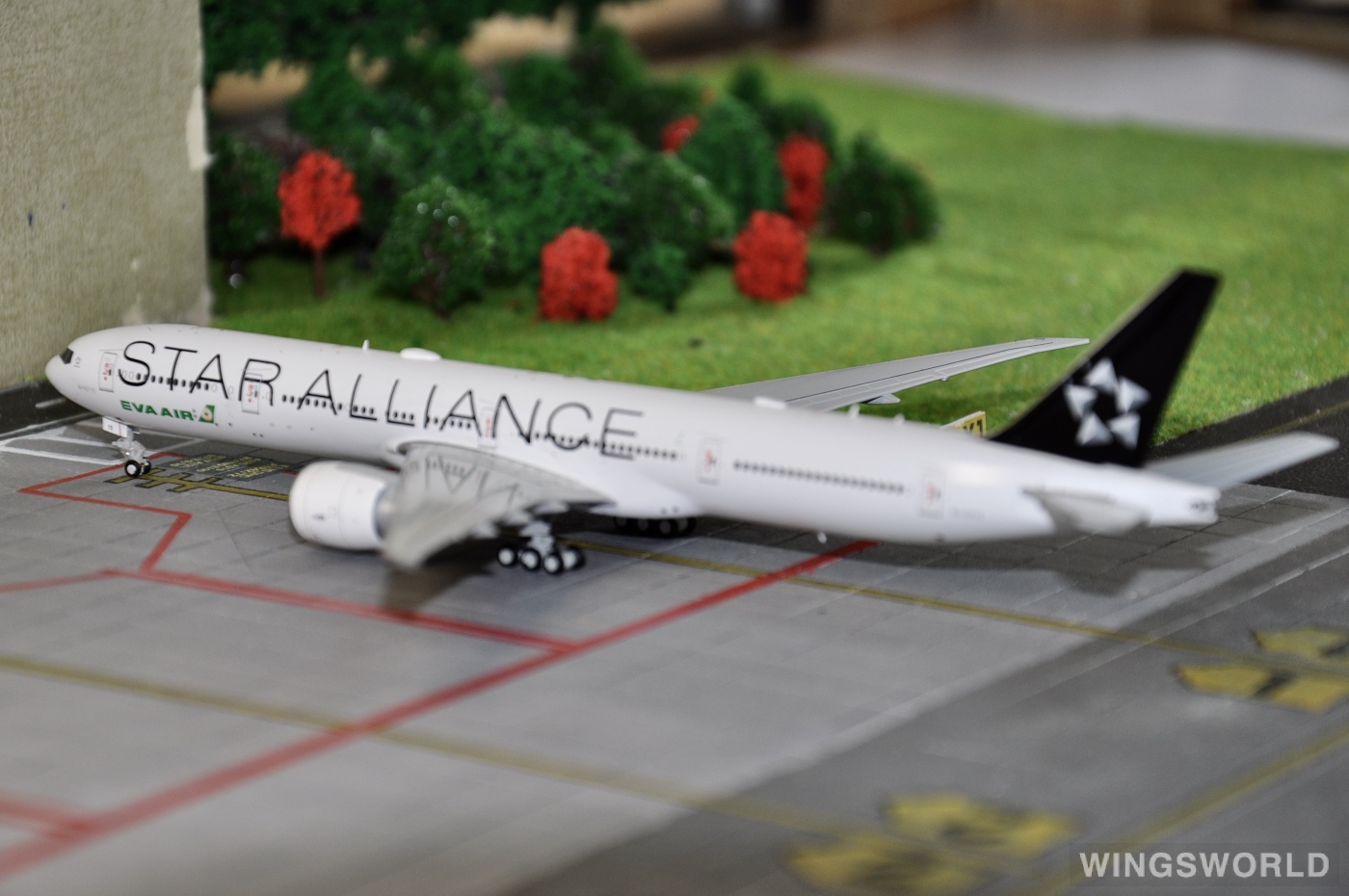Dream Air 1:400 DAEVA715 EVA Air 长荣航空 Boeing 777-300 B-16715