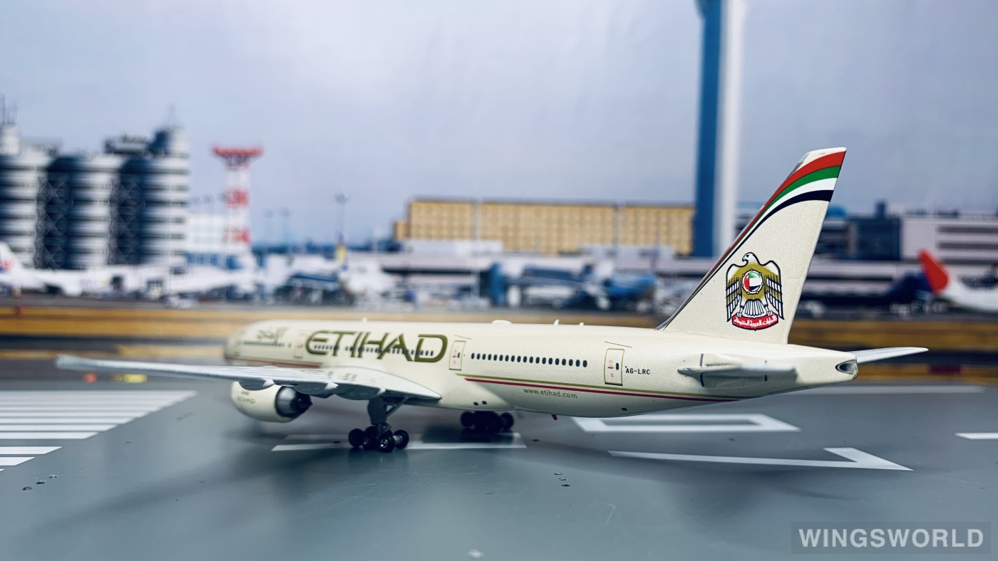 Phoenix 1:400 PH10944 Etihad Airways 阿提哈德航空 Boeing 777-200 A6-LRC