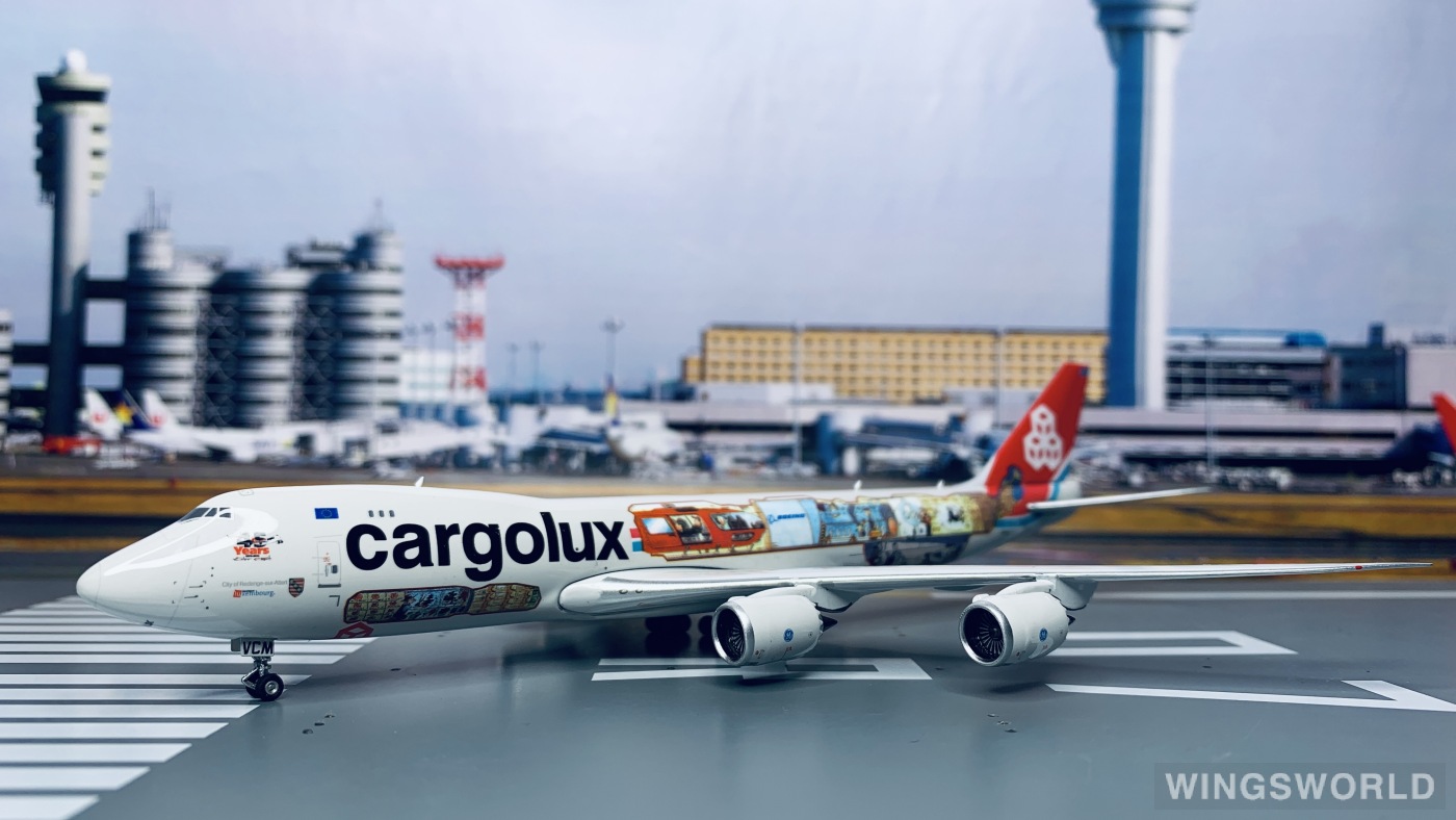 Phoenix 1:400 PH11328 Cargolux 卢森堡货运航空 Boeing 747-8F LX-VCM