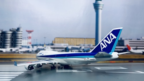 ANA 全日空 Boeing 747-400 JA8097 HAPPY FLIGHT PH04371 Phoenix 1:400