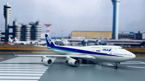 ANA 全日空 Boeing 747-400 JA8097 HAPPY FLIGHT PH04371 Phoenix 1:400