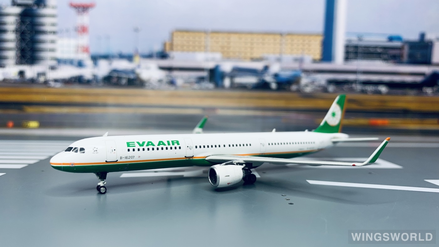 Phoenix 1:400 PH10902 EVA Air 长荣航空 Airbus A321 B-16207