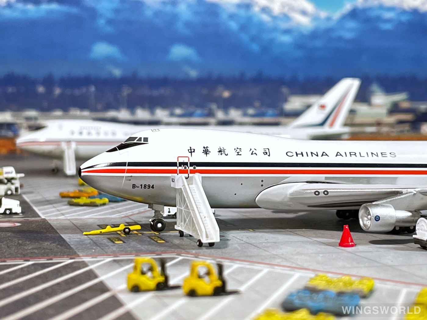 Big Bird 1:400 BB4-2006-XX China Airlines 中华航空 Boeing 747-200 B-1894