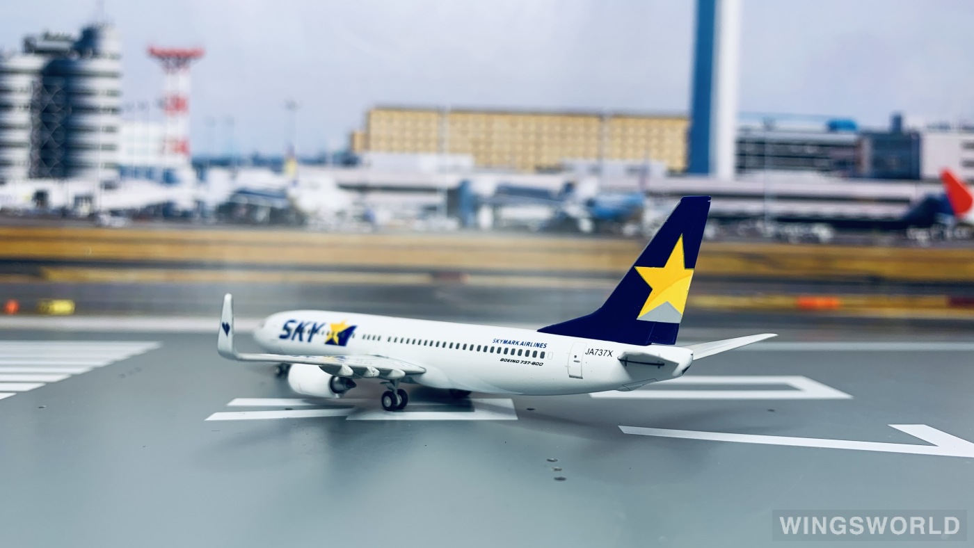 Geminijets 1:400 BC4005 Skymark Airlines 天马航空 Boeing 737-800 JA737X