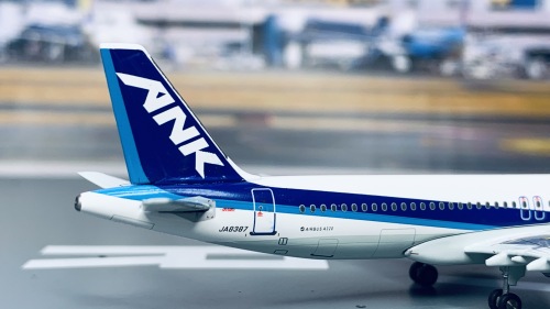 ANA 全日空 Airbus A320 JA8387  XX4831 JC Wings 1:400