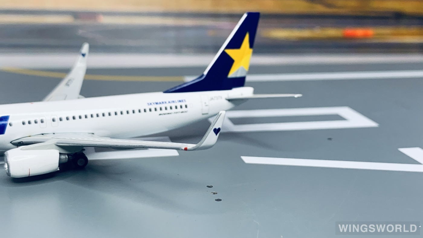 Geminijets 1:400 BC4005 Skymark Airlines 天马航空 Boeing 737-800 JA737X