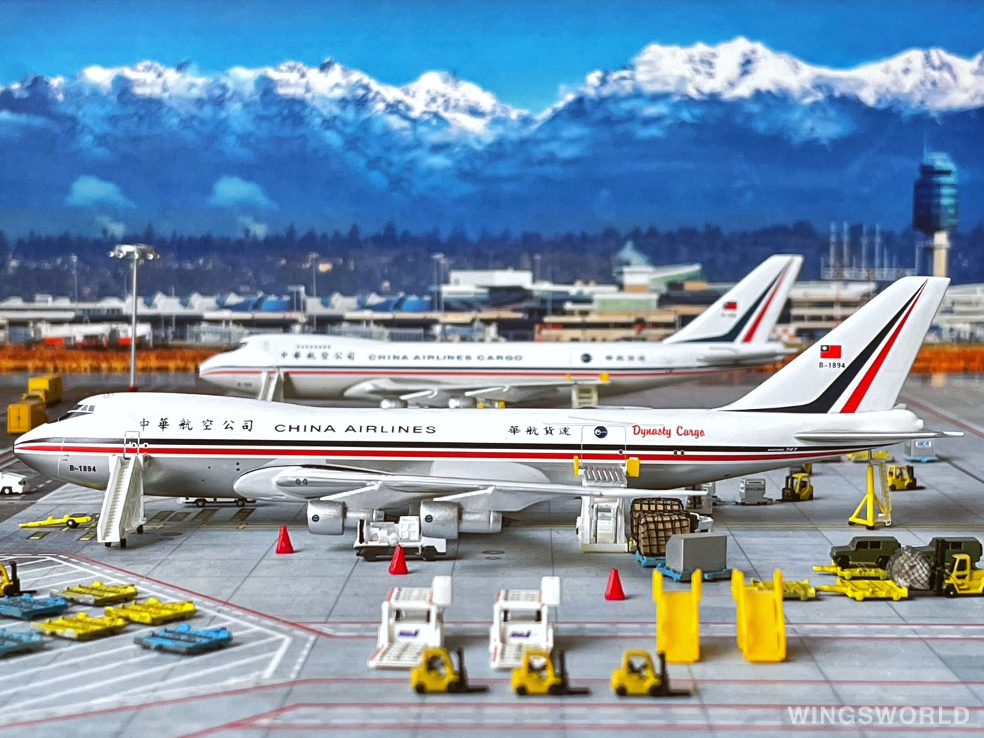 Big Bird 1:400 BB4-2006-XX China Airlines 中华航空 Boeing 747-200 B-1894