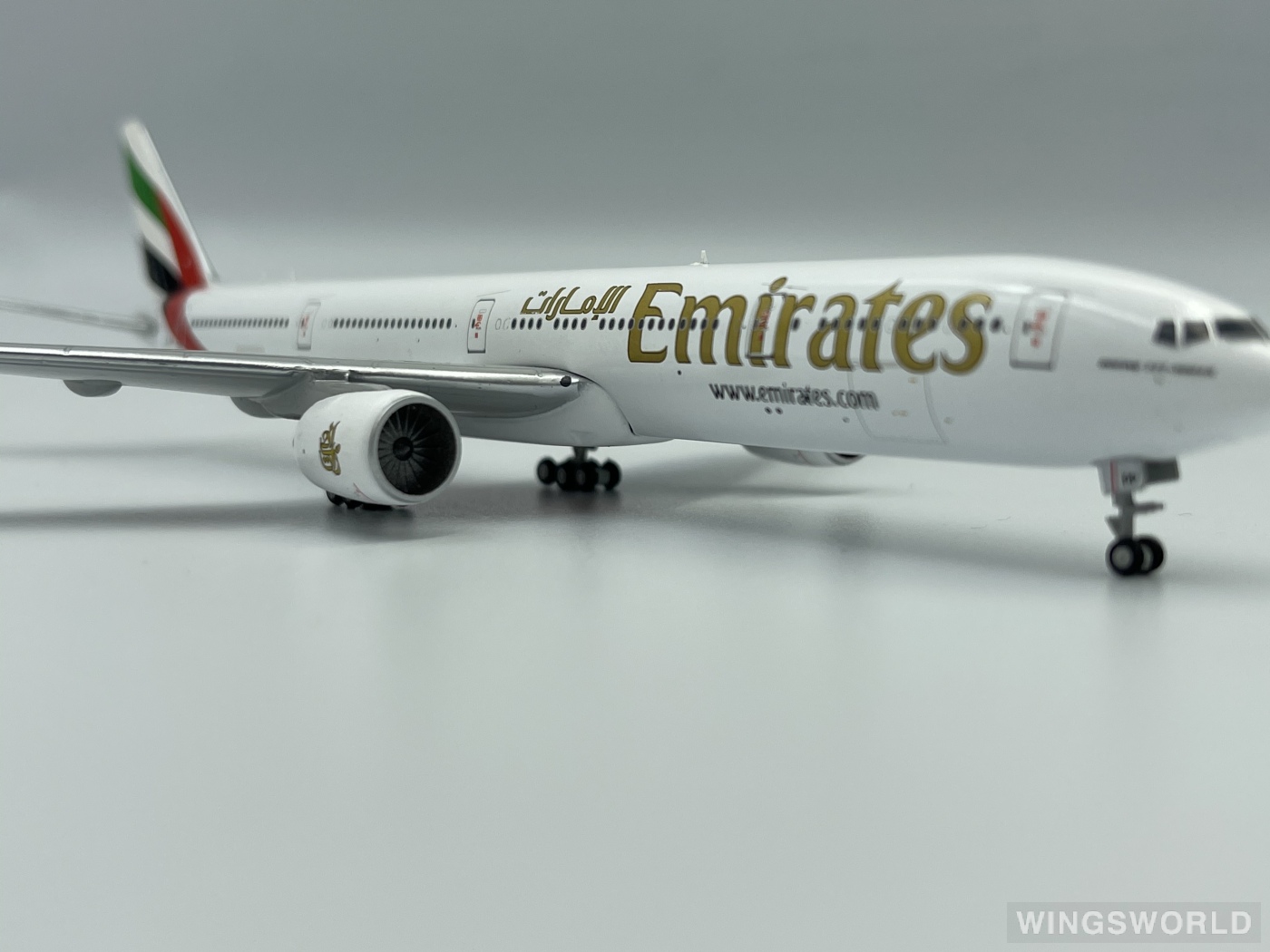 Geminijets 1:400 GJUAE1609 Emirates 阿联酋航空 Boeing 777-300 A6-EPP