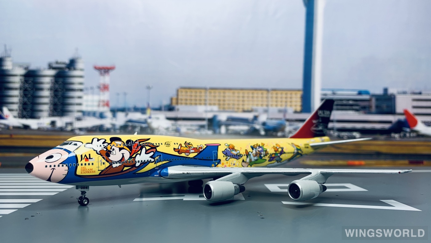 Phoenix 1:400 PH04013 Japan Airlines 日本航空 Boeing 747-400 JA8084