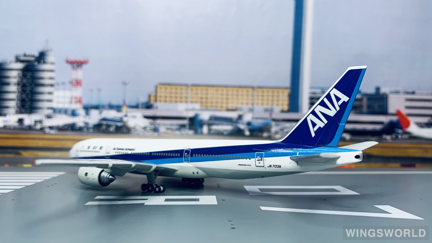 ANA 全日空 NH20023 B777-200 JA703A 1/200 ANA 全日空 NH20023 B777-200 JA703A 1/200 JA703A All Nippon