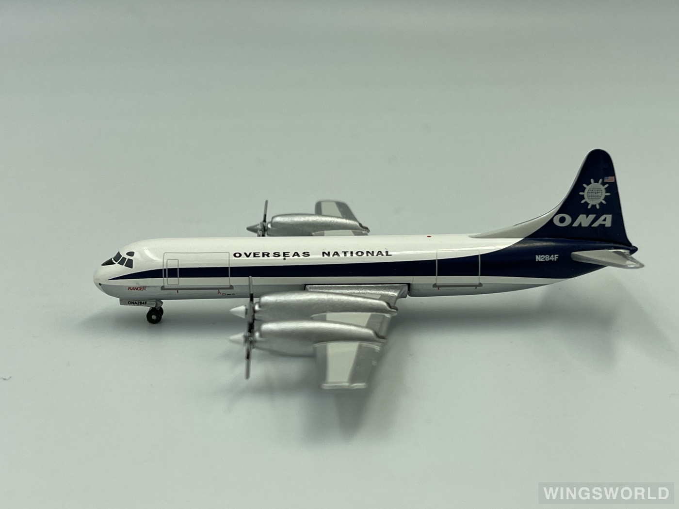 AeroClassics 1:400 ACONA040 American Overseas Airlines 美国海外航空 Lockheed L-188 Electra N284F