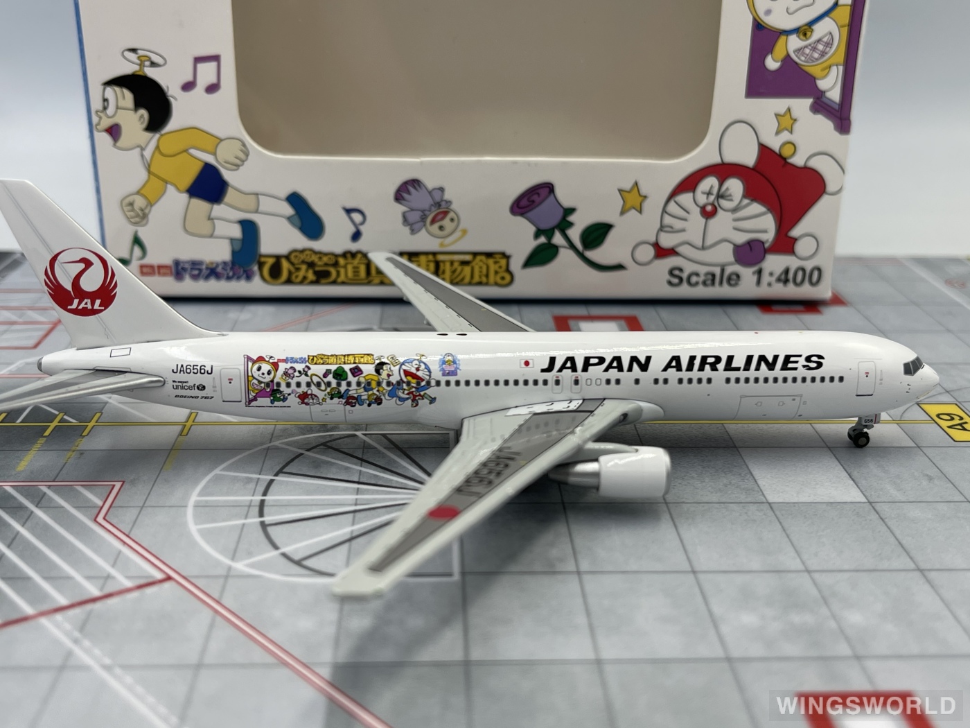 JC Wings 1:400 XX4928 ANA 全日空 Boeing 767-300 JA656J