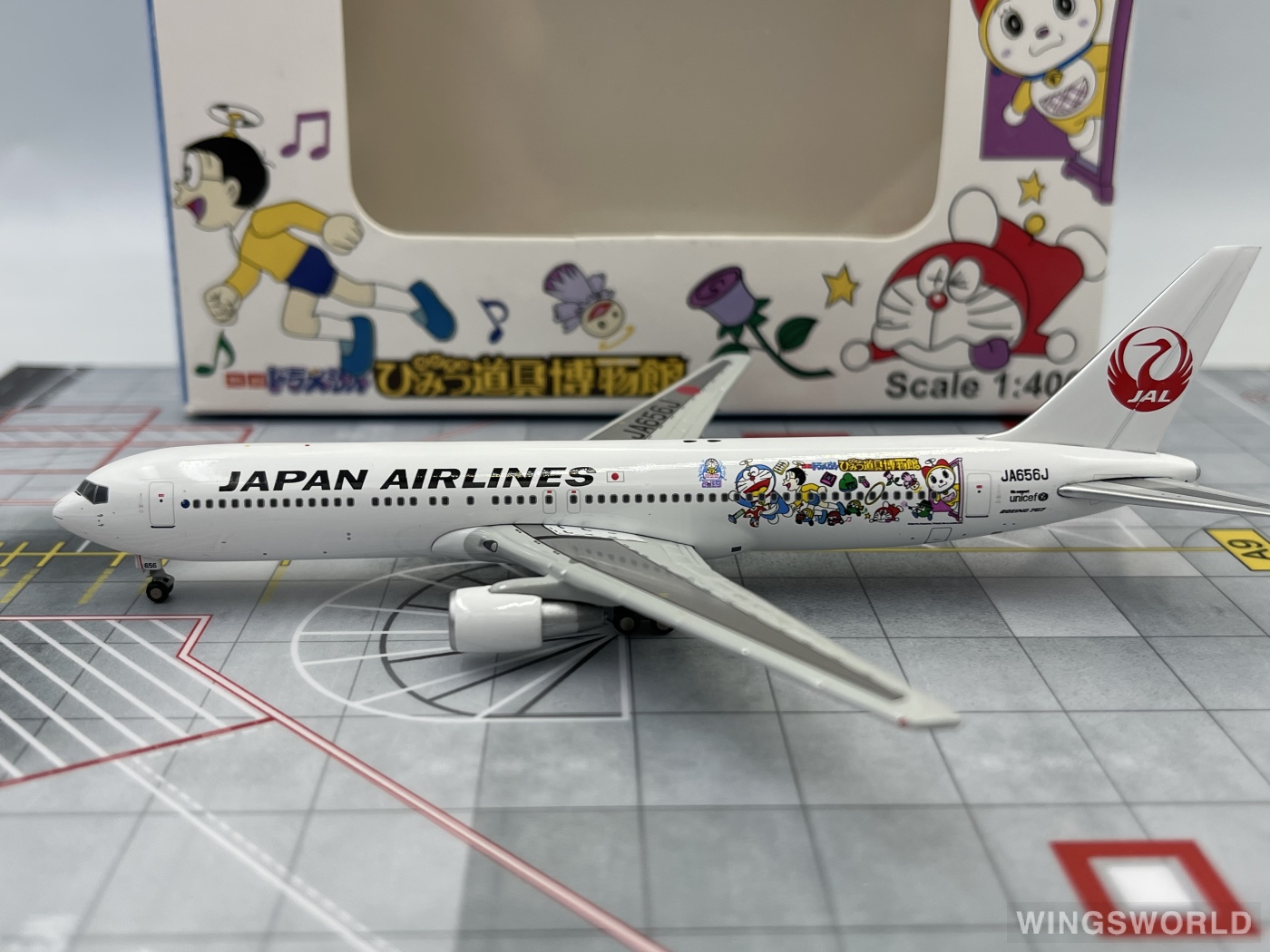 JC Wings 1:400 XX4928 ANA 全日空 Boeing 767-300 JA656J