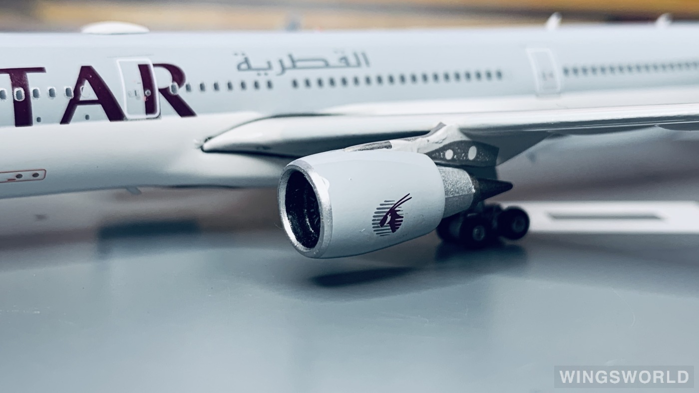 Phoenix 1:400 PH11411 Qatar 卡塔尔航空 Airbus A330-300 A7-AEO
