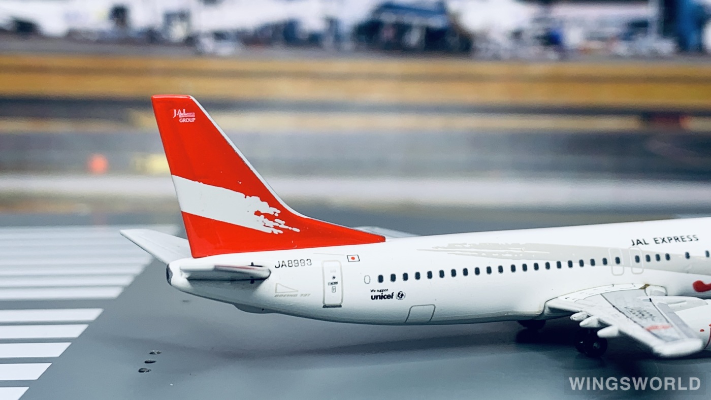 Phoenix 1:400 PH10024 Japan Airlines 日本航空 Boeing 737-400 JA8993