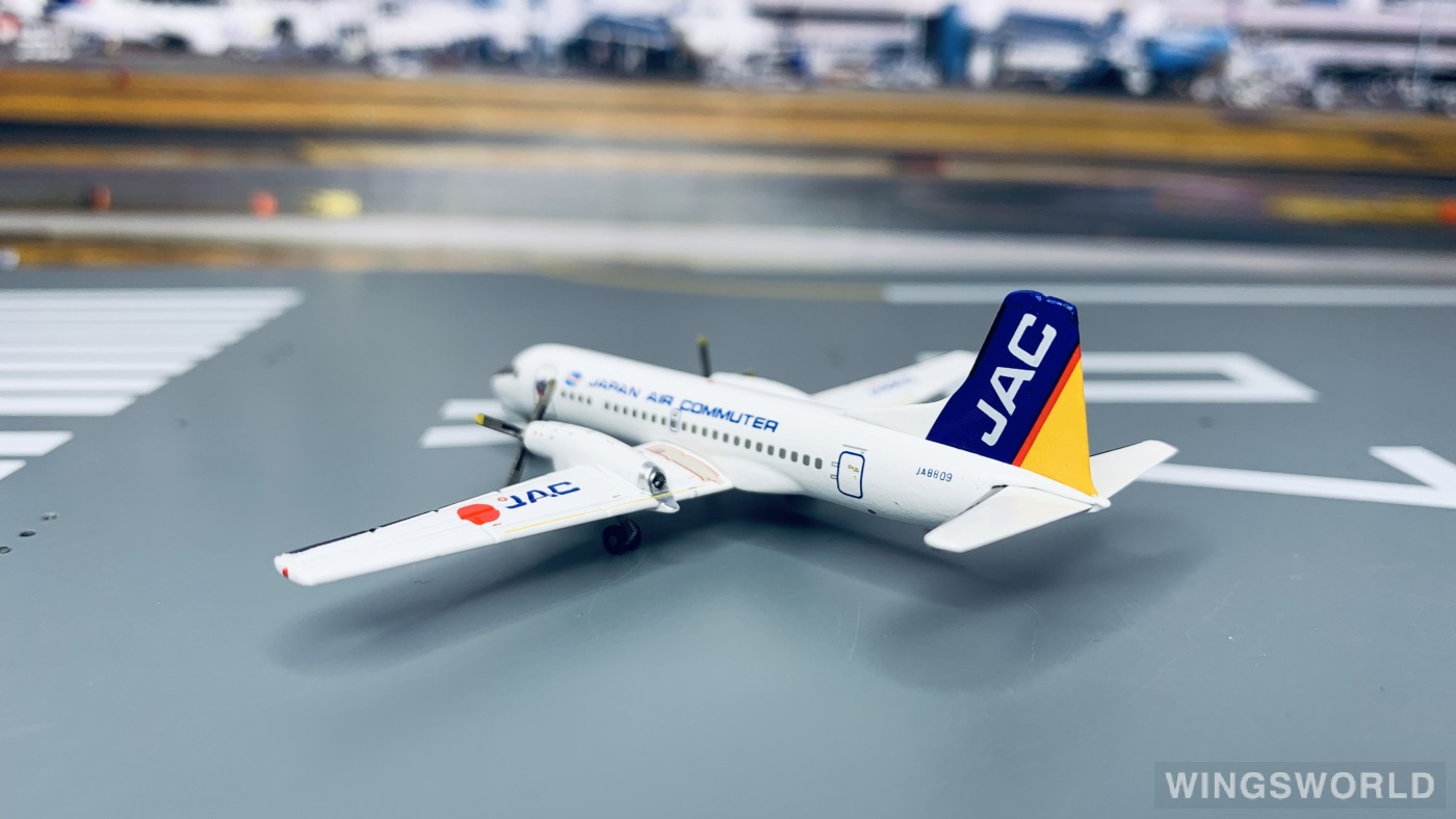 Geminijets 1:400 NAMC YS-11 Japan Air Commuter GJJAC324 JA8809 的