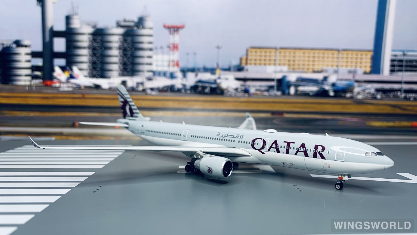 Phoenix 1:400 PH11411 Qatar 卡塔尔航空 Airbus A330-300 A7-AEO
