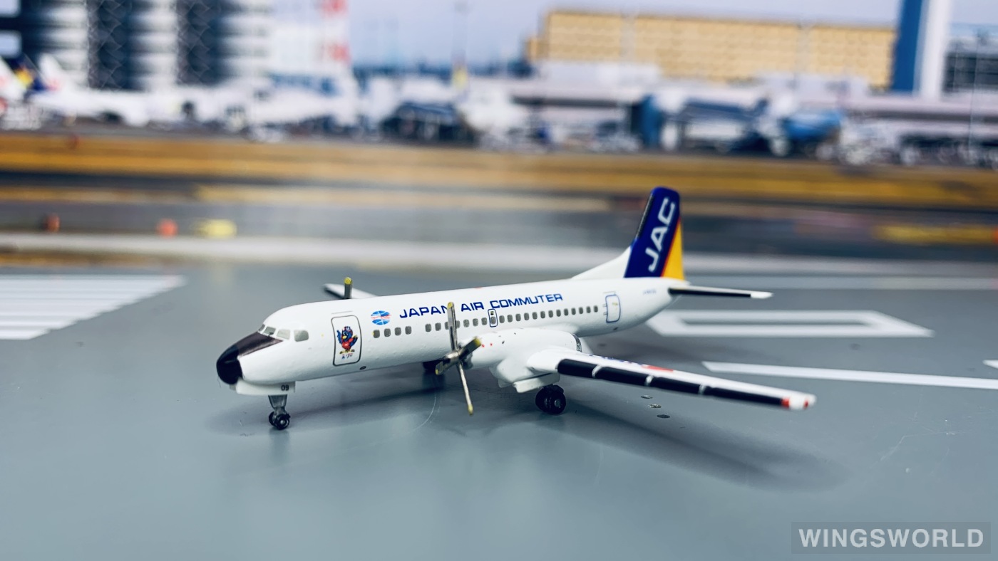 Geminijets 1:400 NAMC YS-11 Japan Air Commuter GJJAC324 JA8809 的