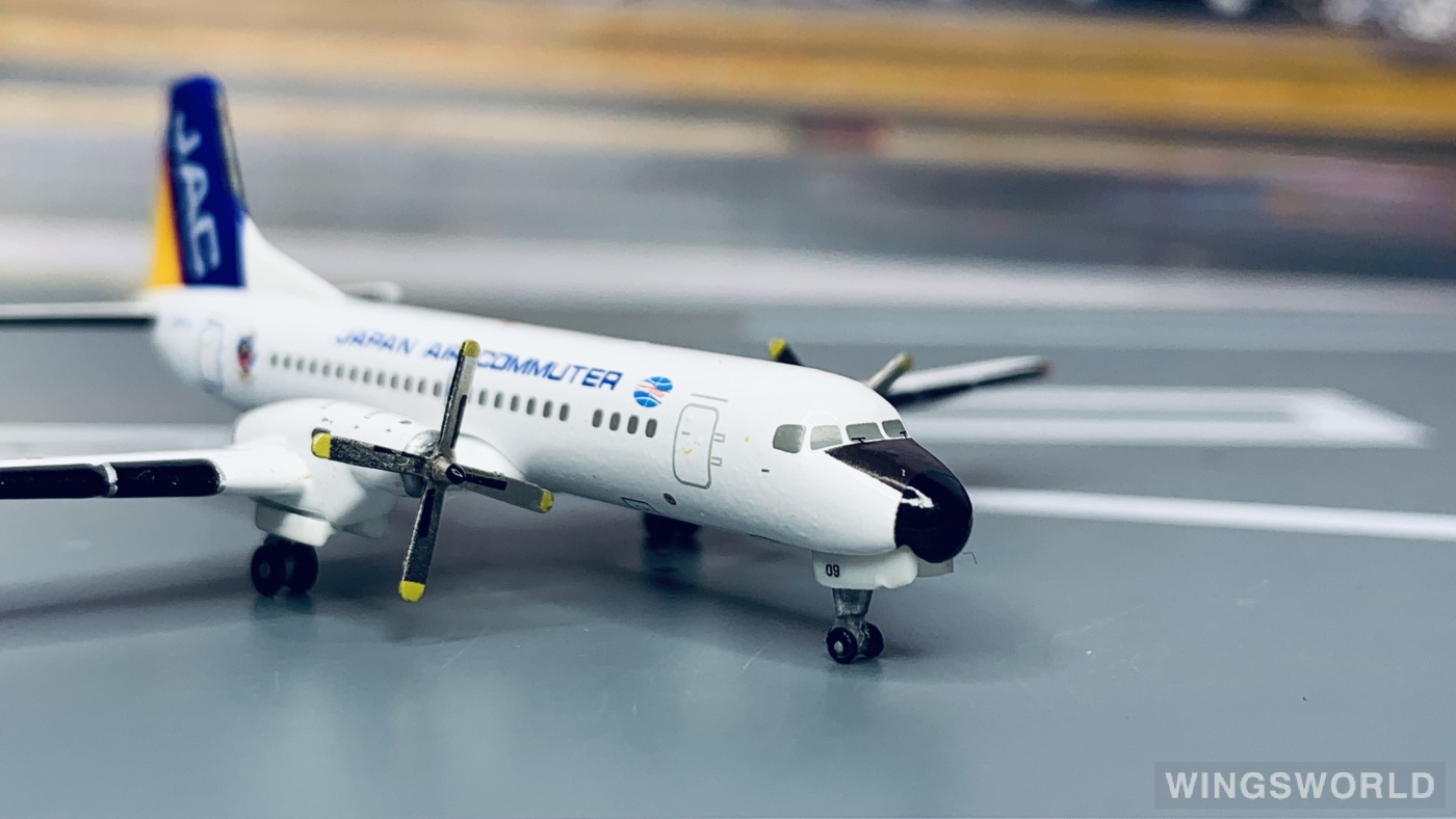 Geminijets 1:400 NAMC YS-11 Japan Air Commuter GJJAC324 JA8809 的