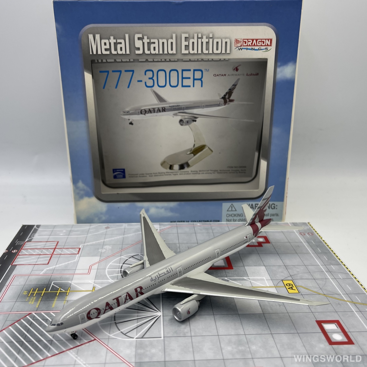 Dragon Models 1:400 56099 Qatar 卡塔尔航空 Boeing 777-300ER A7-BAA