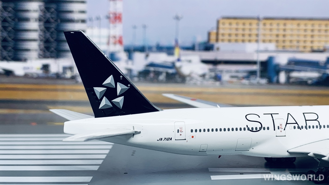 Phoenix 1:400 PH04384 ANA 全日空 Boeing 777-200 JA712A