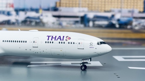 PH11679 Thai Airways 泰国国际航空Boeing 777-300ER HS-TTA