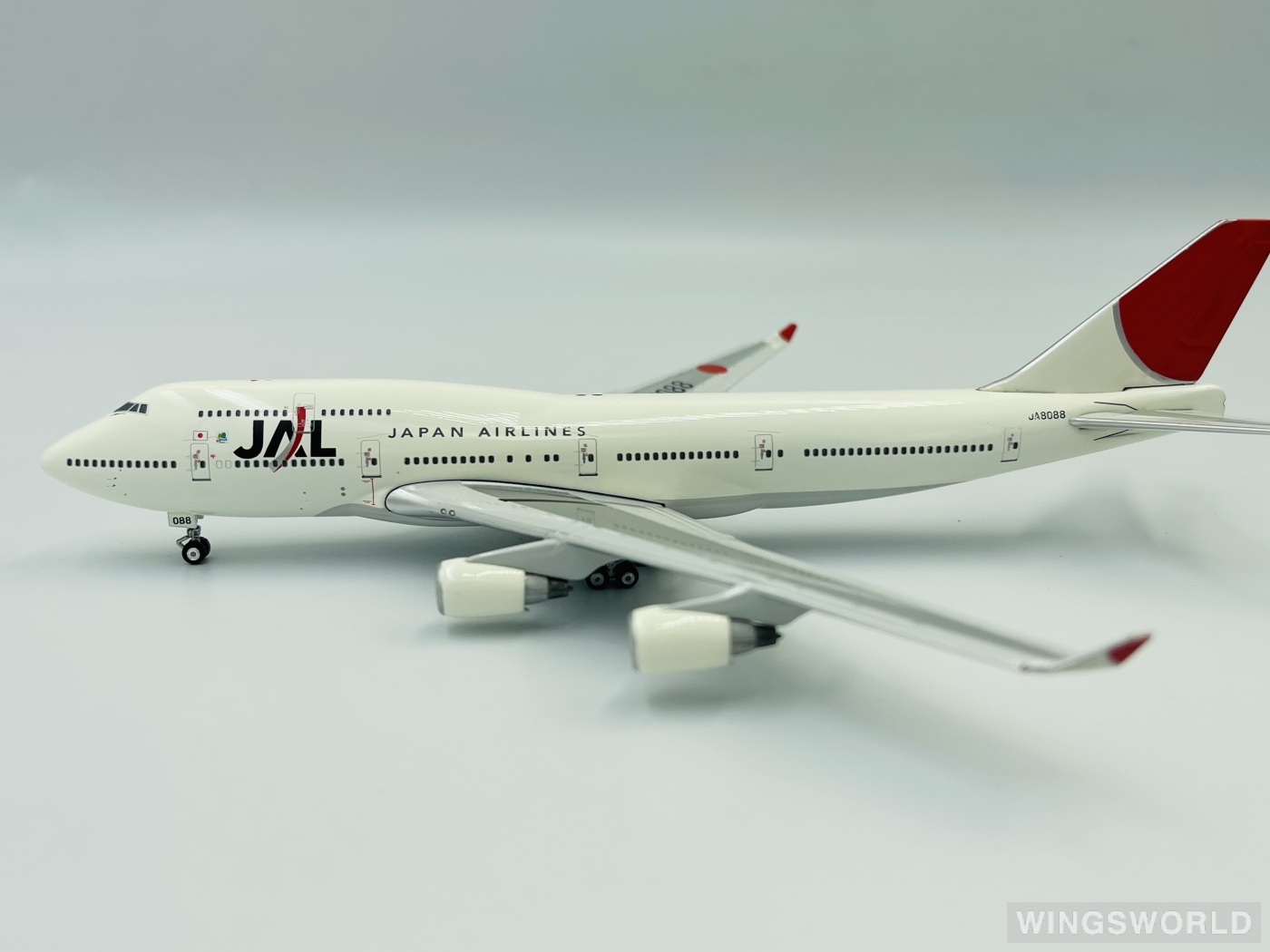 Phoenix 1:400 PH10345A Japan Airlines 日本航空 Boeing 747-400 JA8088