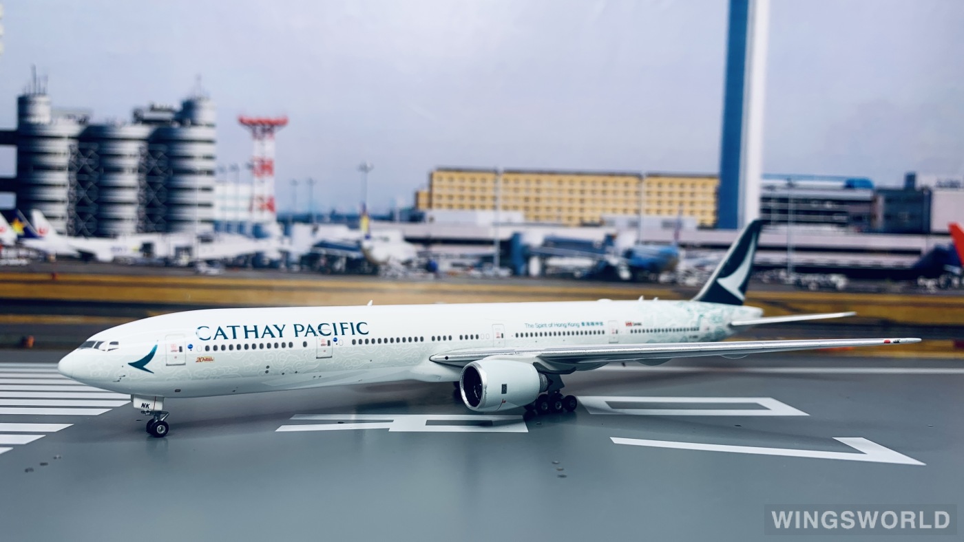 Phoenix 1:400 PH04146 Cathay Pacific 国泰航空 Boeing 777-300 B-HNK