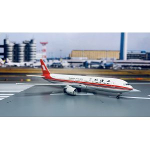 Shanghai Airlines 上海航空 Boeing 767-300 B-2570  AC4B2570 AeroClassics 1:400