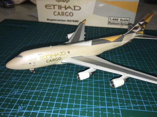 航空機・ヘリコプター phoenix 1/400 JAL CARGO B747-200F JA8180