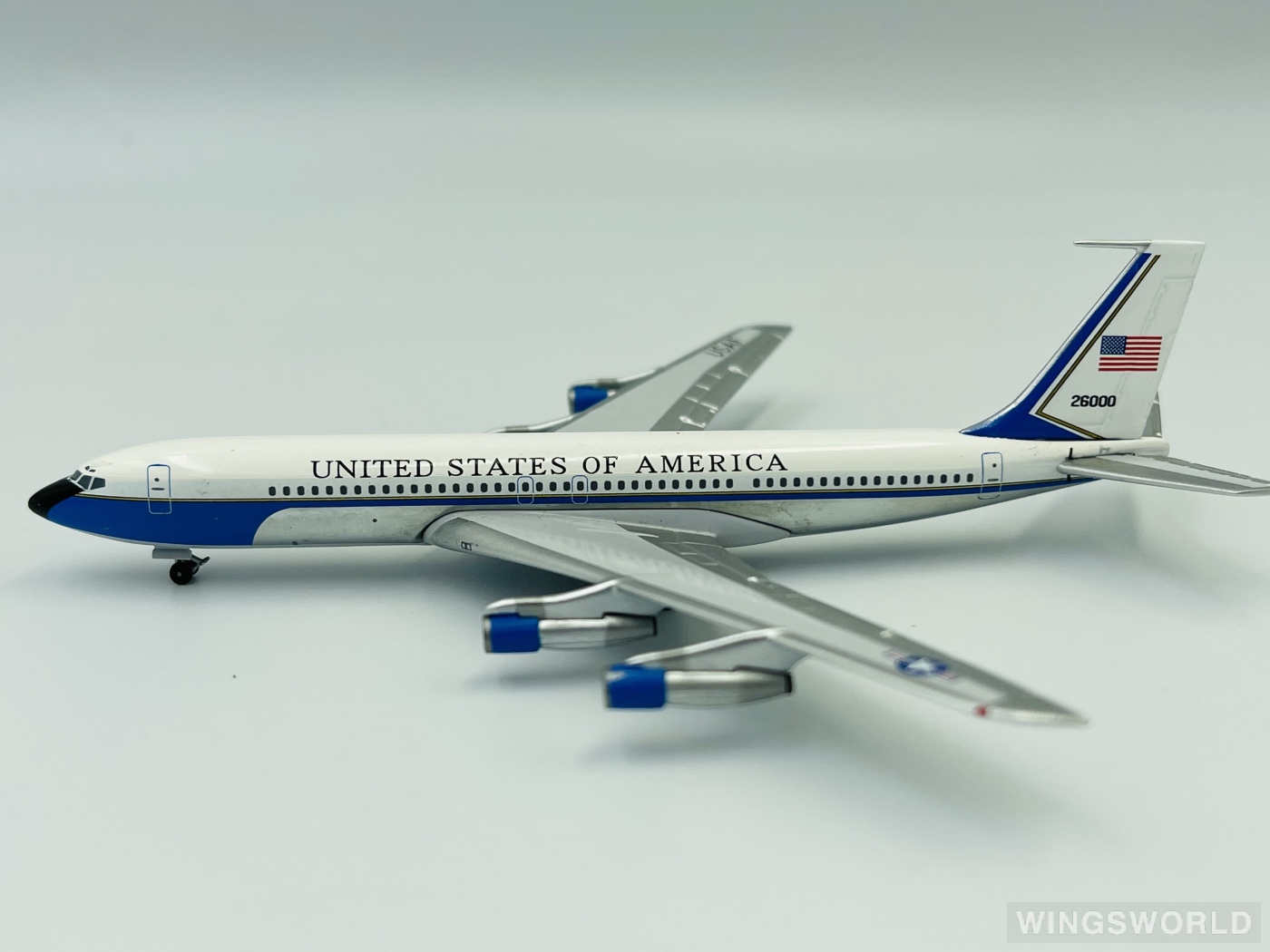 AeroClassics 1:400 AC19132 USAF 美国空军 Boeing 707-300 26000
